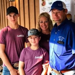 Meet your Posher, Alisha